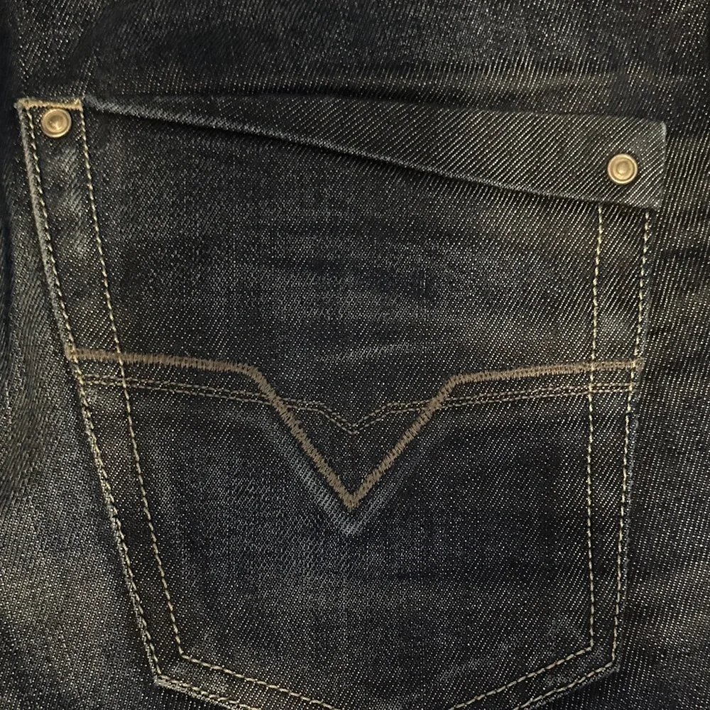 Diésel krooley Men's Deep Indigo Slim Jeans - Picture 8 of 10